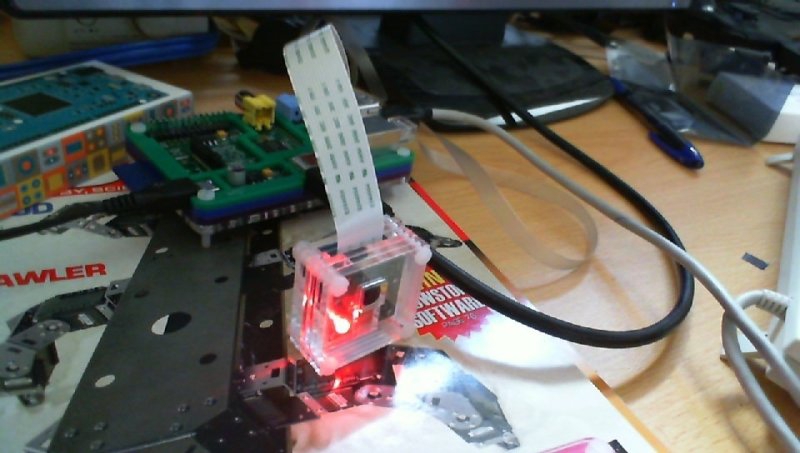 طرح قاب دوربین رزبری پای مناسب برای استفاده در دستگاه های cnc چوب و cnc لیزر - laser cut raspberry pi camera case dxf file