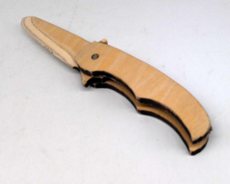 طرح چاقوی جالب ۵ میلی‌متری مناسب برای استفاده در دستگاه های cnc چوب و cnc لیزر - laser cut cool knife 5mm dxf file