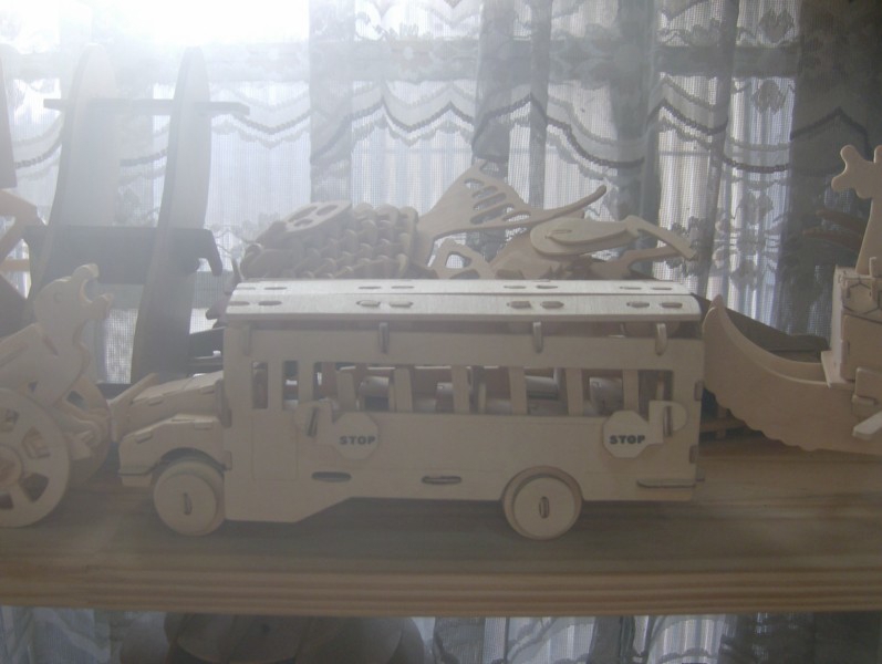 طرح مدل تخت اتوبوس مدرسه مناسب برای استفاده در دستگاه های cnc چوب و cnc لیزر - school bus model flat dxf file