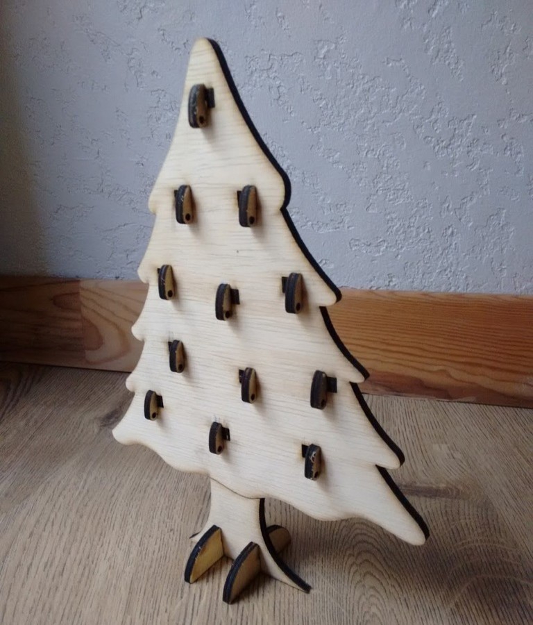 طرح تقویم ظهور درخت مناسب برای استفاده در دستگاه های cnc چوب و cnc لیزر - laser cut tree advent calendar dxf file