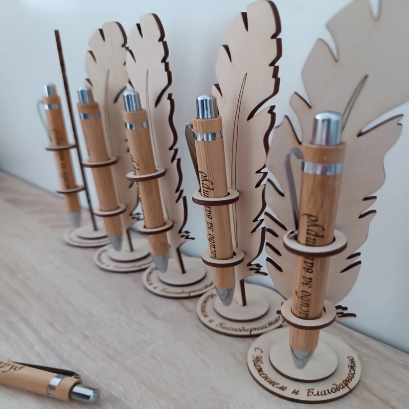 طرح پایه قلم مناسب برای استفاده در دستگاه های cnc چوب و cnc لیزر - laser cut pen stand dxf file