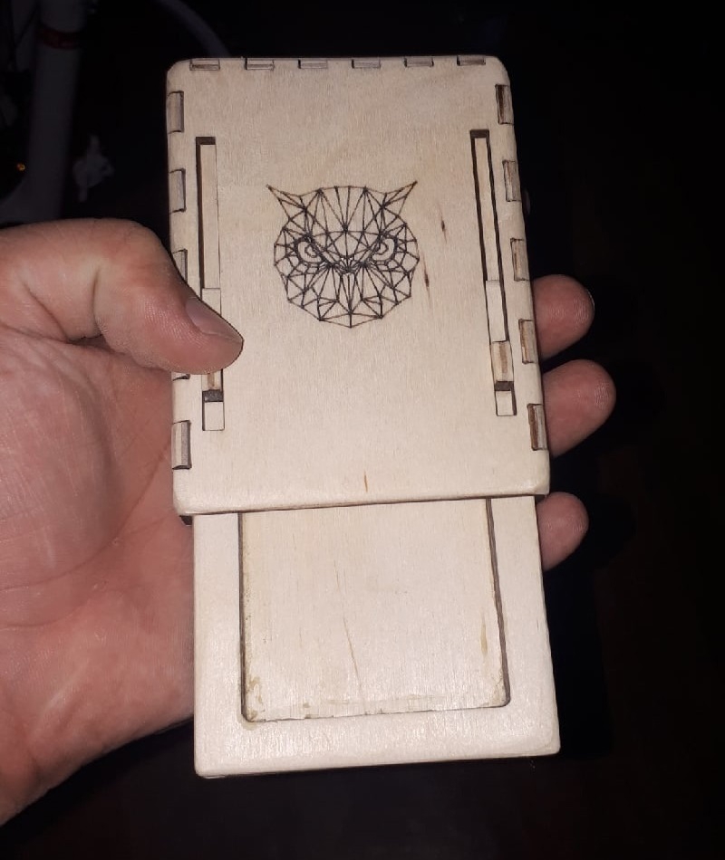 طرح جعبه سیگار چوبی مناسب برای استفاده در دستگاه های cnc چوب و cnc لیزر - laser cut cigarette case wooden cigarette box cdr file