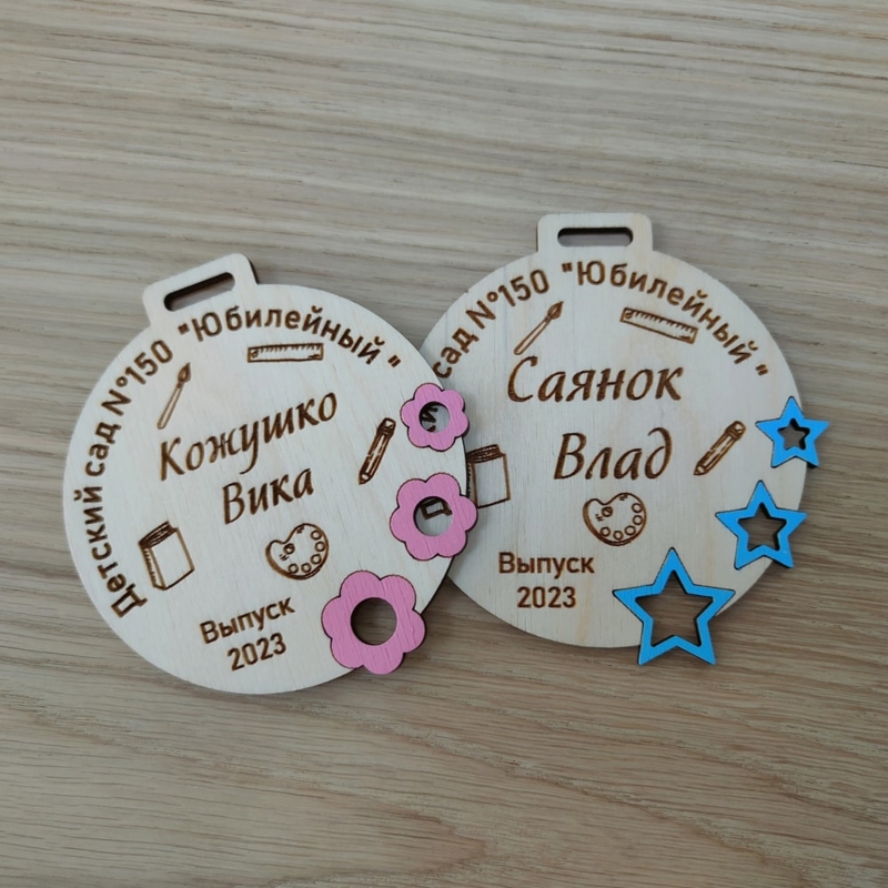طرح مدال چوبی سفارشی مناسب برای استفاده در دستگاه های cnc چوب و cnc لیزر - laser cut custom wooden medals cdr file