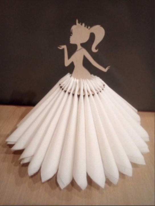 طرح جا دستمال دختر در حال رقص مناسب برای استفاده در دستگاه های cnc چوب و cnc لیزر - laser cut girl dancing napkin holder cdr file