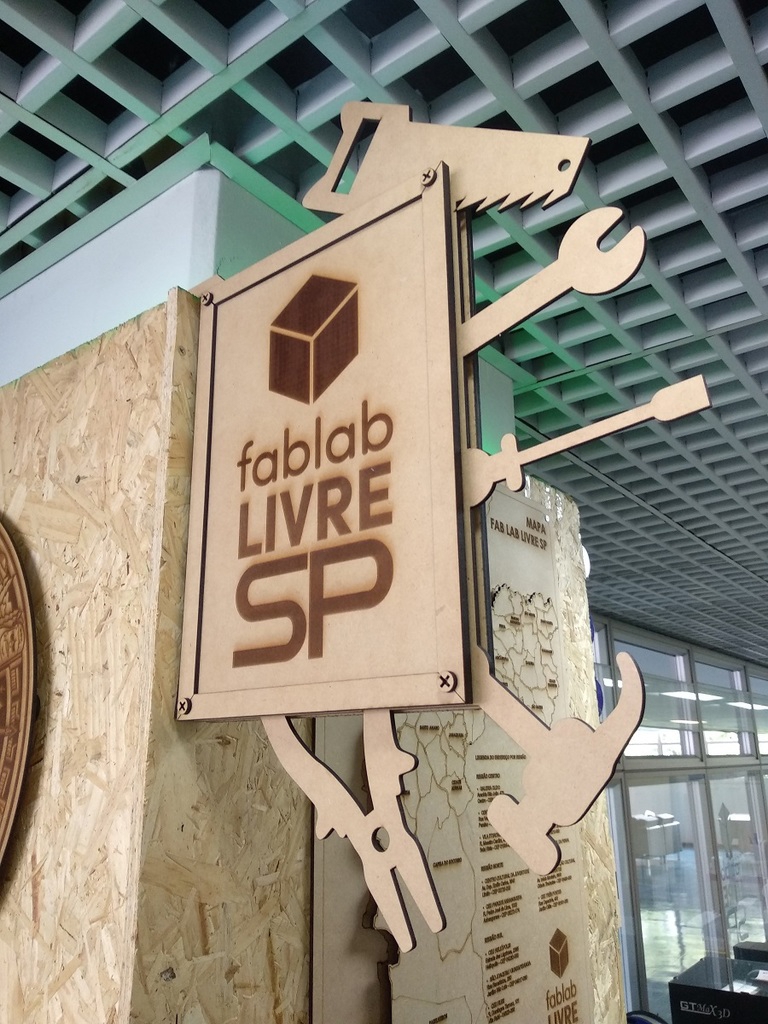 طرح تابلو دیواری اطلاعات fablab مناسب برای استفاده در دستگاه های cnc چوب و cnc لیزر - laser cut fablab information wall board dxf file