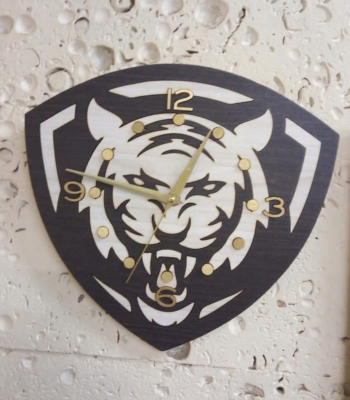 طرح ساعت دیواری طرح ببر مناسب برای استفاده در دستگاه های cnc چوب و cnc لیزر - laser cut tiger wall clock cdr file