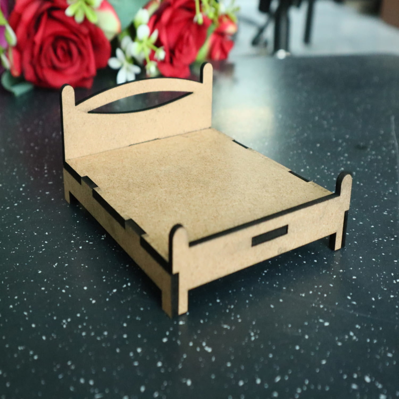 طرح تخت خواب عروسکی، مبلمان عروسکی مینیاتوری، مناسب برای استفاده در دستگاه های cnc چوب و cnc لیزر - laser cut dollhouse bed miniature dollhouse furniture cdr file