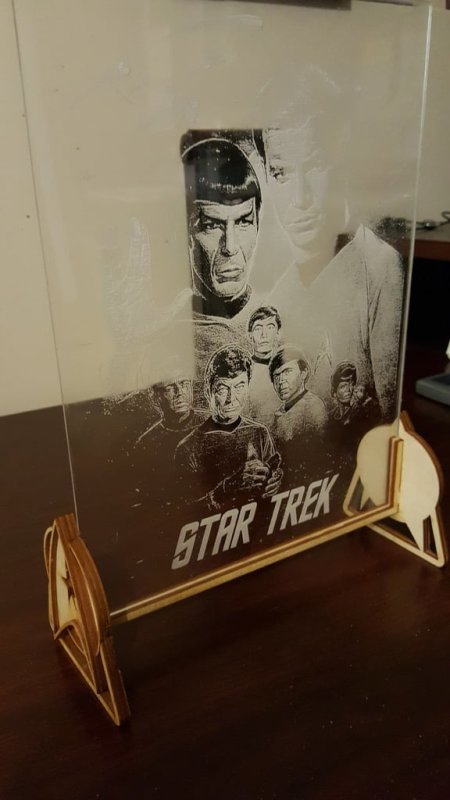 طرح پایه اکریلیک طرح استار ترک مناسب برای استفاده در دستگاه های cnc چوب و cnc لیزر - laser cut star trek origins acrylic stand