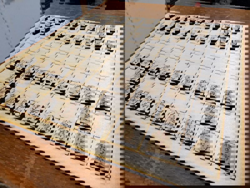 طرح و قطعات تخته شوگی مناسب برای استفاده در دستگاه های cnc چوب و cnc لیزر - laser cut shogi pieces board svg file