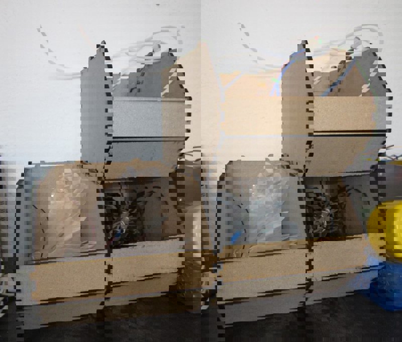 طرح سطل زباله بزرگ قابل انبار و قفسه بندی شده linbin مناسب برای استفاده در دستگاه های cnc چوب و cnc لیزر - laser cut big linbin rackable stackable storage bin dxf file