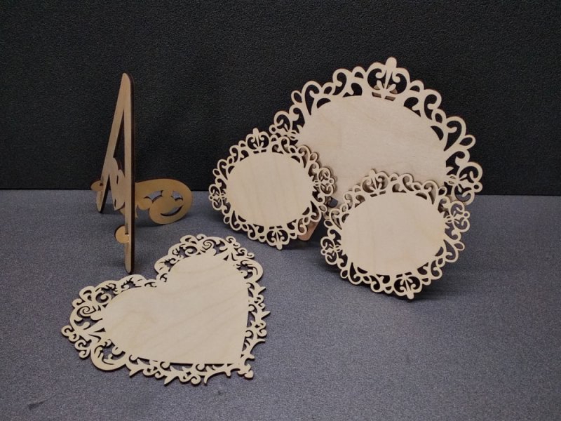 طرح قاب‌های حاشیه توری با پایه مناسب برای استفاده در دستگاه های cnc چوب و cnc لیزر - laser cut lace border frames with stand