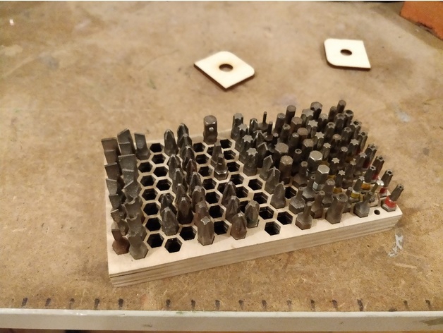طرح جای پیچ گوشتی مناسب برای استفاده در دستگاه های cnc چوب و cnc لیزر - laser cut screwdriver bits holder svg file