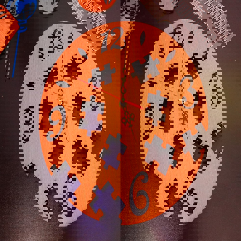 طرح فایل ساعت دیواری پازلی مناسب برای استفاده در دستگاه های cnc چوب و cnc لیزر - laser cut puzzle wall clock dxf file