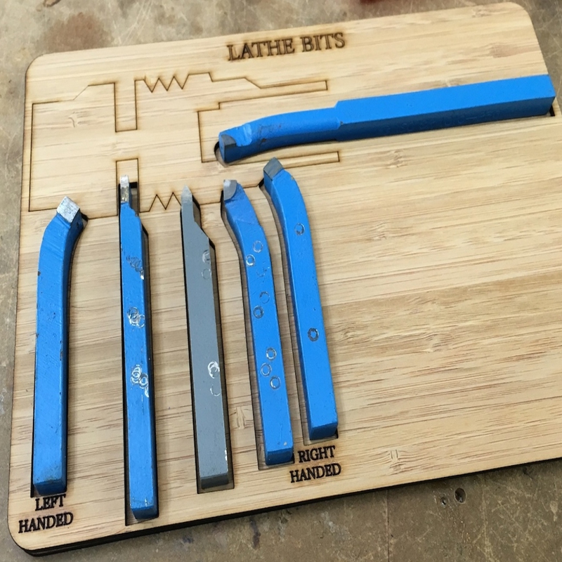 طرح سازمان دهنده ابزارهای تراش مناسب برای استفاده در دستگاه های cnc چوب و cnc لیزر - laser cut lathe tools organizer dxf file