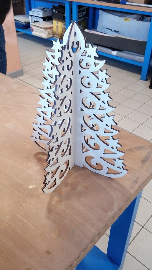 طرح درخت کریسمس مناسب برای استفاده در دستگاه های cnc چوب و cnc لیزر - laser cut christmas tree template dxf file