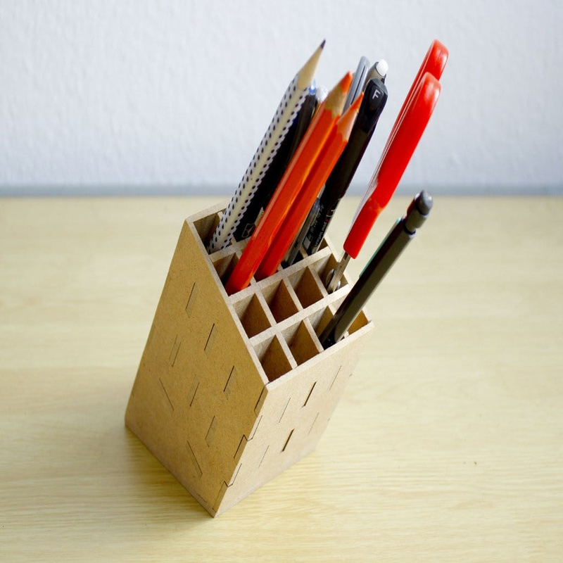 طرح پایه مداد ۳ میلی‌متری مناسب برای استفاده در دستگاه های cnc چوب و cnc لیزر - laser cut pencil stand 3mm dxf file