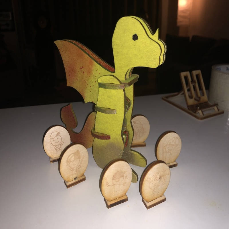 طرح اژدها ۴ میلی‌متری مناسب برای استفاده در دستگاه های cnc چوب و cnc لیزر - laser cut dragon 4mm dxf file