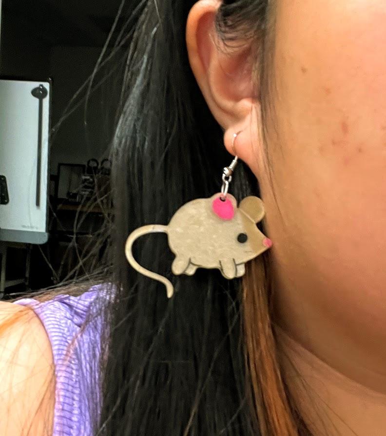 طرح گوشواره موش اکریلیک مناسب برای استفاده در دستگاه های cnc چوب و cnc لیزر - laser cut acrylic mice earrings cdr file