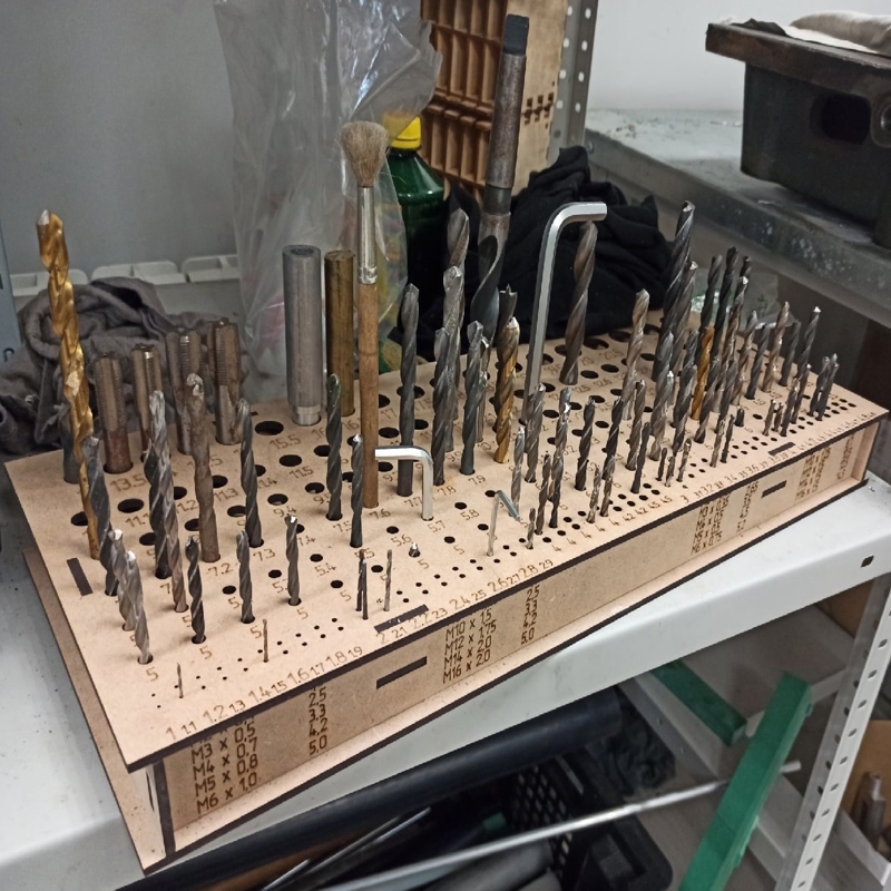 طرح پایه مته های برای قفسه نگهداری مناسب برای استفاده در دستگاه های cnc چوب و cnc لیزر - laser cut drill bits stand storage rack cdr file