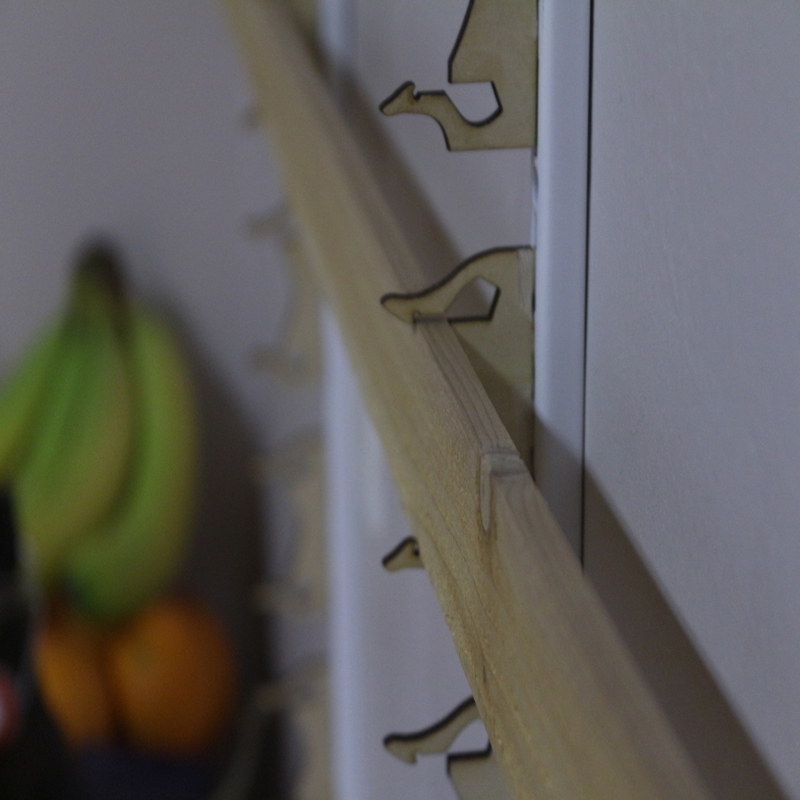 طرح براکت دیواری مناسب برای استفاده در دستگاه های cnc چوب و cnc لیزر - laser cut wall mount bracket svg file