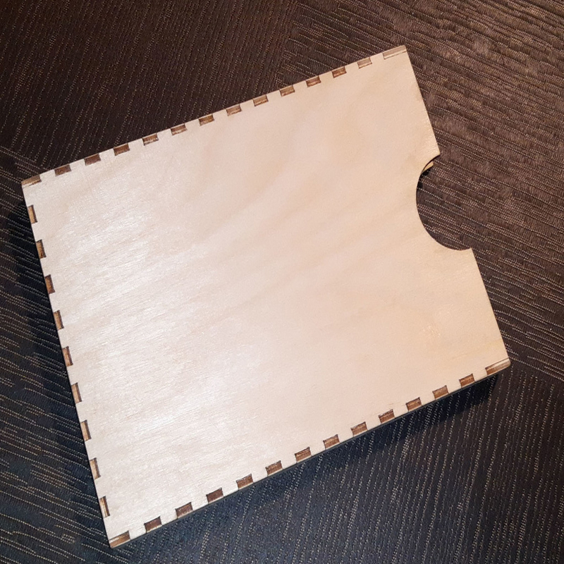 طرح جعبه کوبو کلارا با ضخامت ۳ میلی‌متر مناسب برای استفاده در دستگاه های cnc چوب و cnc لیزر - laser cut kobo clara box 3mm dxf file