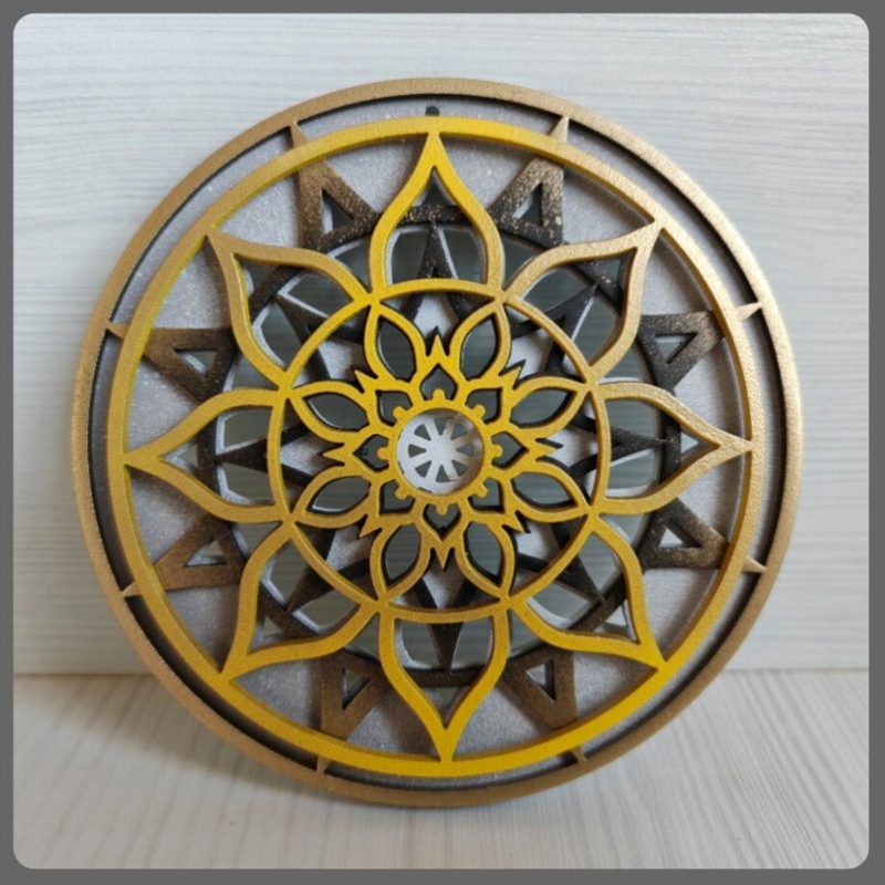 طرح ماندالا (چرخ هستی) چند لایه مناسب برای استفاده در دستگاه های cnc چوب و cnc لیزر - laser cut multilayer mandala cdr file