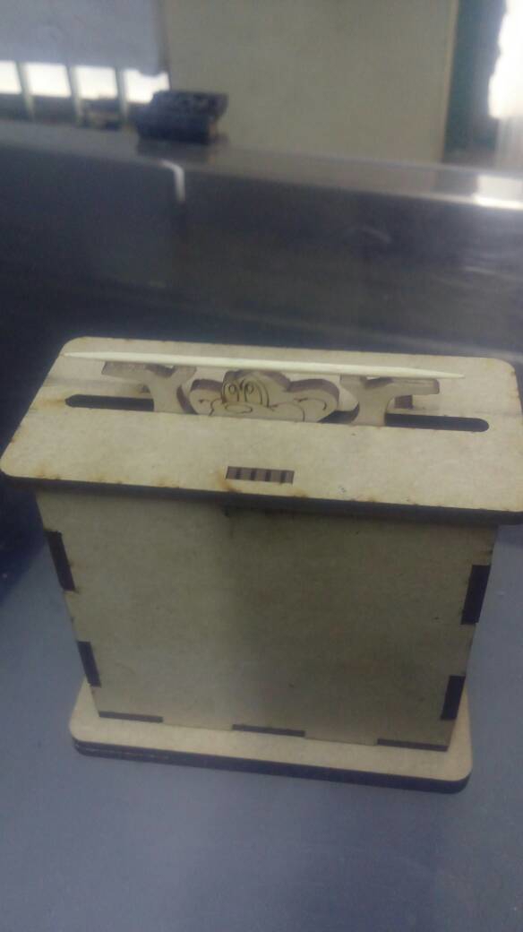طرح جای خلال دندان مناسب برای استفاده در دستگاه های cnc چوب و cnc لیزر - laser cut toothpick dispenser cdr file