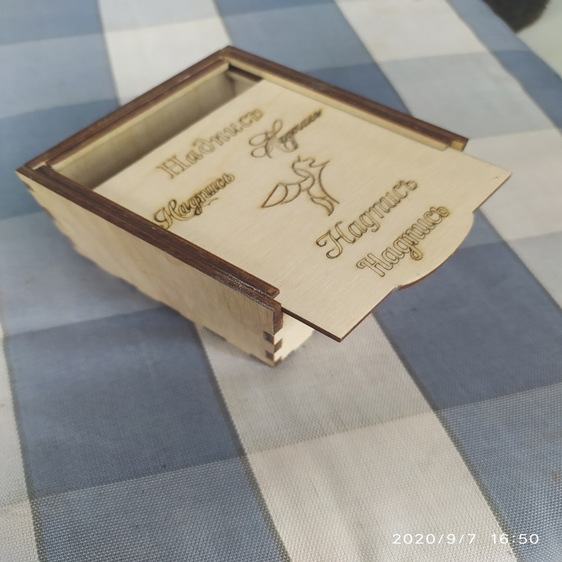 طرح جا مدادی چوبی با درب کشویی برای جعبه مدادی مناسب برای استفاده در دستگاه های cnc چوب و cnc لیزر - laser cut wooden pencil case with sliding lid pencil box cdr file
