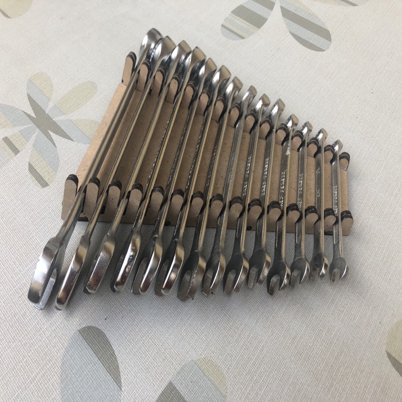 طرح جعبه آچار مناسب برای استفاده در دستگاه های cnc چوب و cnc لیزر - laser cut wrench organizer svg file