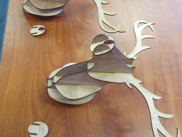 طرح سر گوزن مناسب برای استفاده در دستگاه های cnc چوب و cnc لیزر - laser cut deer head cdr file