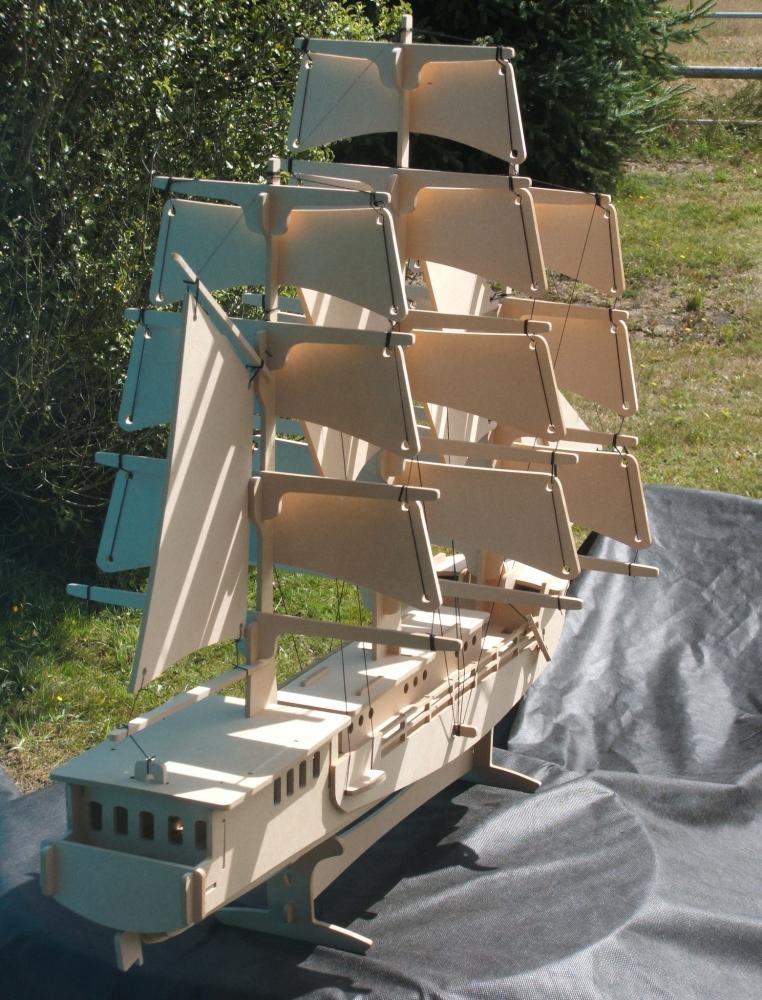 طرح مجموعه کشتی شماره ۱ مناسب برای استفاده در دستگاه های cnc چوب و cnc لیزر - ship set 1 dxf file
