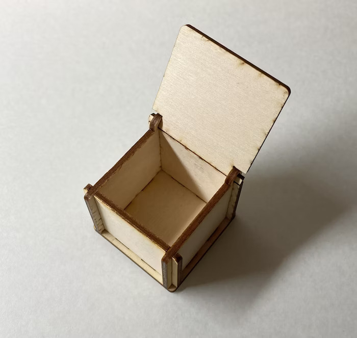 طرح جعبه لولایی مناسب برای استفاده در دستگاه های cnc چوب و cnc لیزر - laser cut hinged lid box dxf file