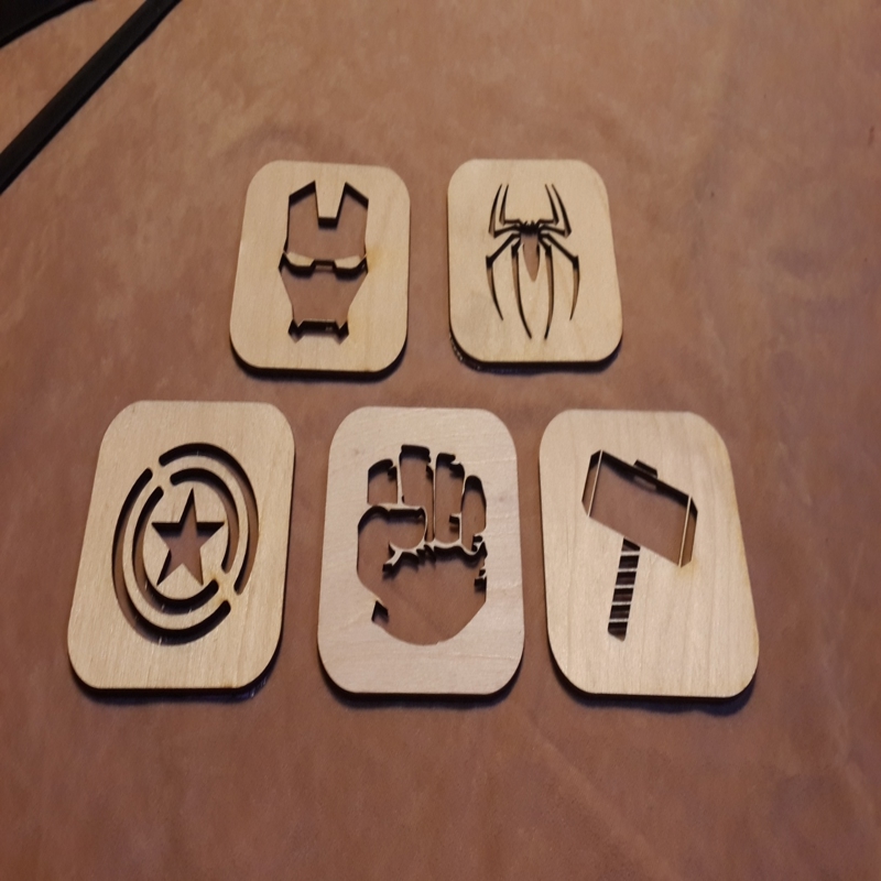 طرح زیرلیوانی انتقام جویان مناسب برای استفاده در دستگاه های cnc چوب و cnc لیزر - avengers coasters laser cut template ai file