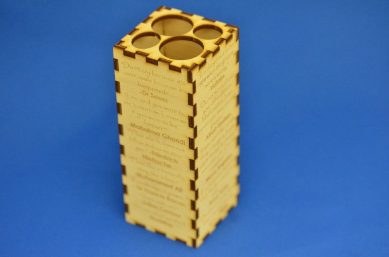 طرح جا مدادی با نقل قول مناسب برای استفاده در دستگاه های cnc چوب و cnc لیزر - laser cut pencil holder with quotes