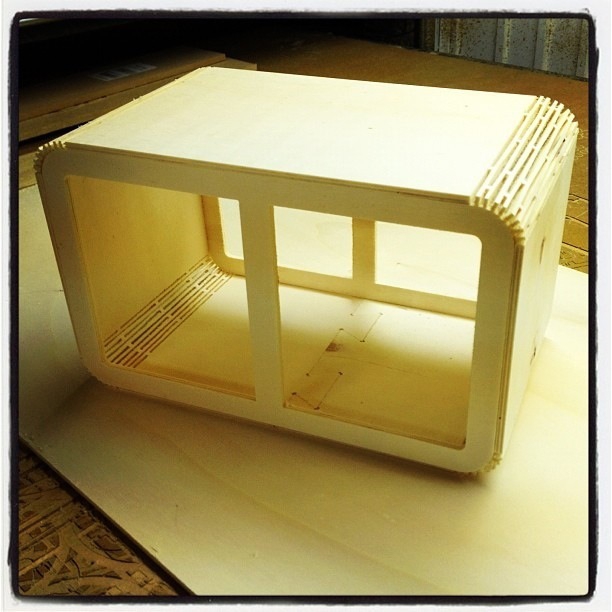 طرح جعبه چوبی مسطح مناسب برای استفاده در دستگاه های cnc چوب و cnc لیزر - laser cut flat pack wooden box dxf file