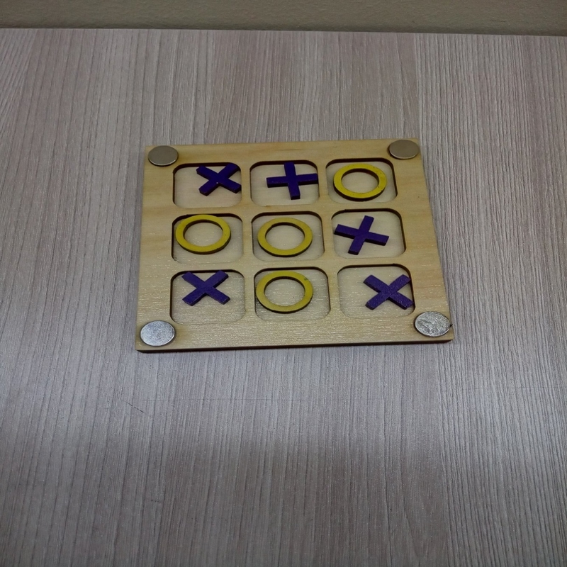 طرح تخته بازی تیک تاک تو مناسب برای استفاده در دستگاه های cnc چوب و cnc لیزر - laser cut tic tac toe game board dxf file