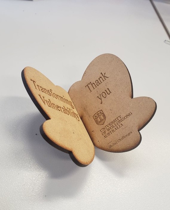 طرح پروانه مناسب برای استفاده در دستگاه های cnc چوب و cnc لیزر - laser cut butterfly decor cdr file