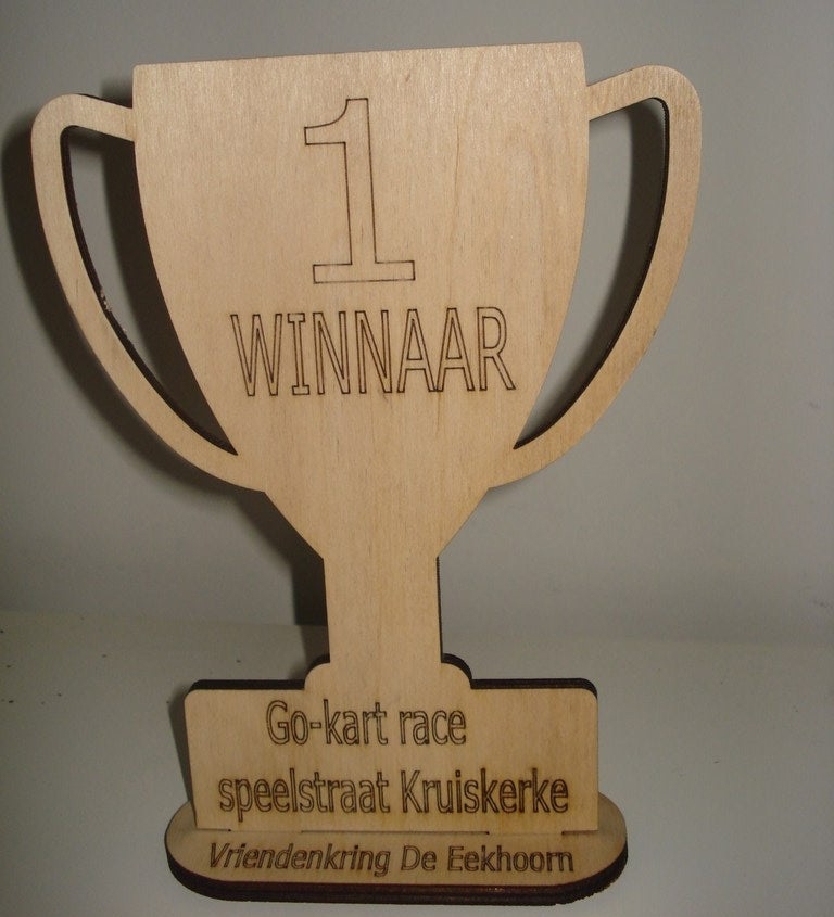 طرح جام جایزه 6 میلی‌متری تخته سه لا مناسب برای استفاده در دستگاه های cnc چوب و cnc لیزر - laser cut trophy cup 6mm plywood dxf file