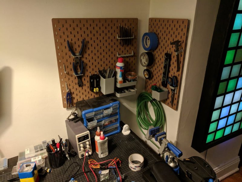 طرح میز عسلی طرح ikea skadis pegboard مناسب برای استفاده در دستگاه های cnc چوب و cnc لیزر - laser cut ikea skadis pegboard svg file