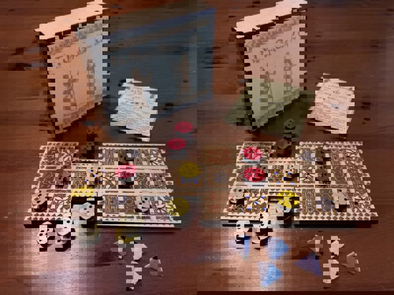 طرح بازی سلطنتی شما مناسب برای استفاده در دستگاه های cnc چوب و cnc لیزر - laser cut royal game of ur dxf file