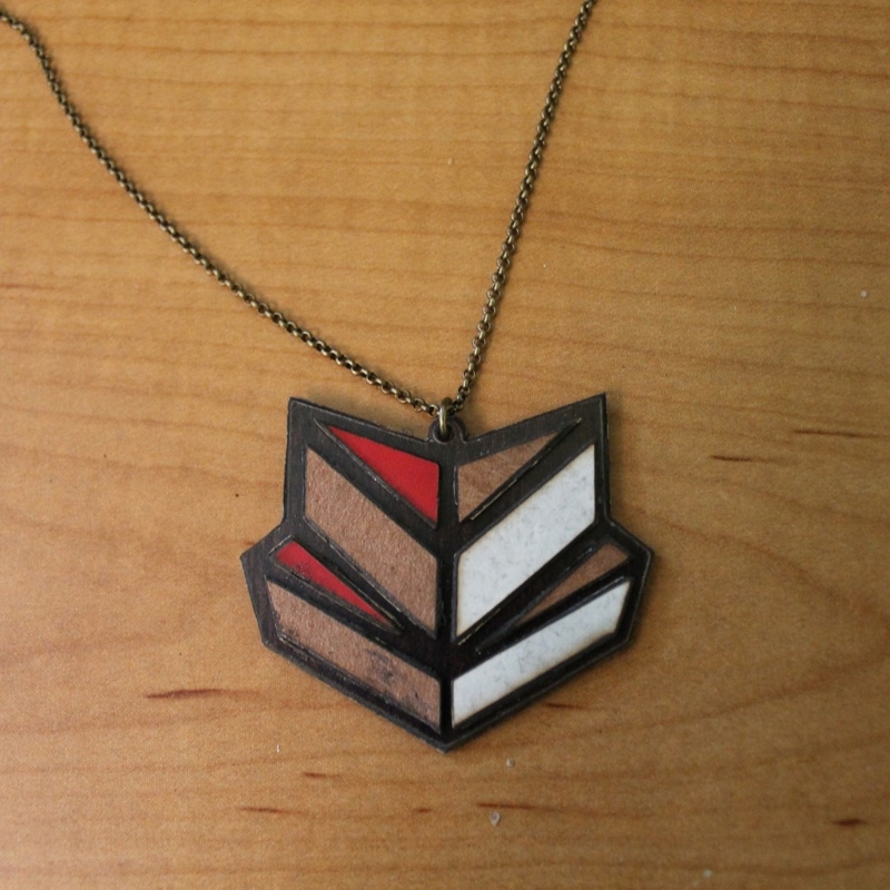 طرح گردنبند زنانه مناسب برای استفاده در دستگاه های cnc چوب و cnc لیزر - laser cut necklace for women cdr file