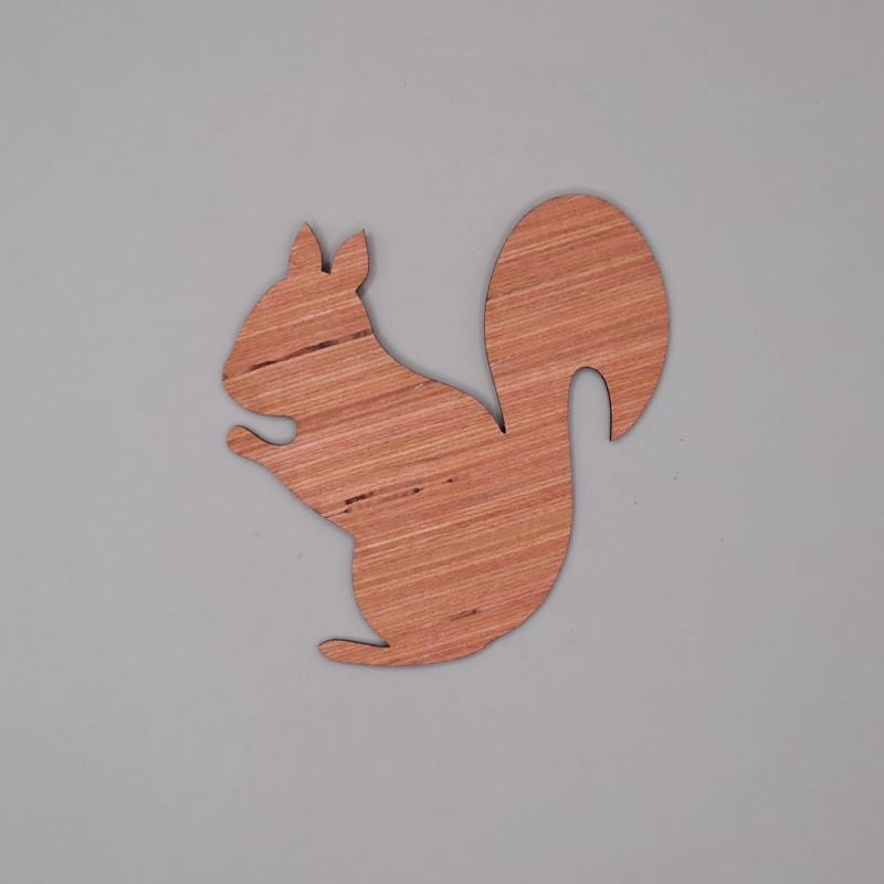 طرح سنجاب چوبی مناسب برای استفاده در دستگاه های cnc چوب و cnc لیزر - laser cut squirrel wood cutout shape cdr file