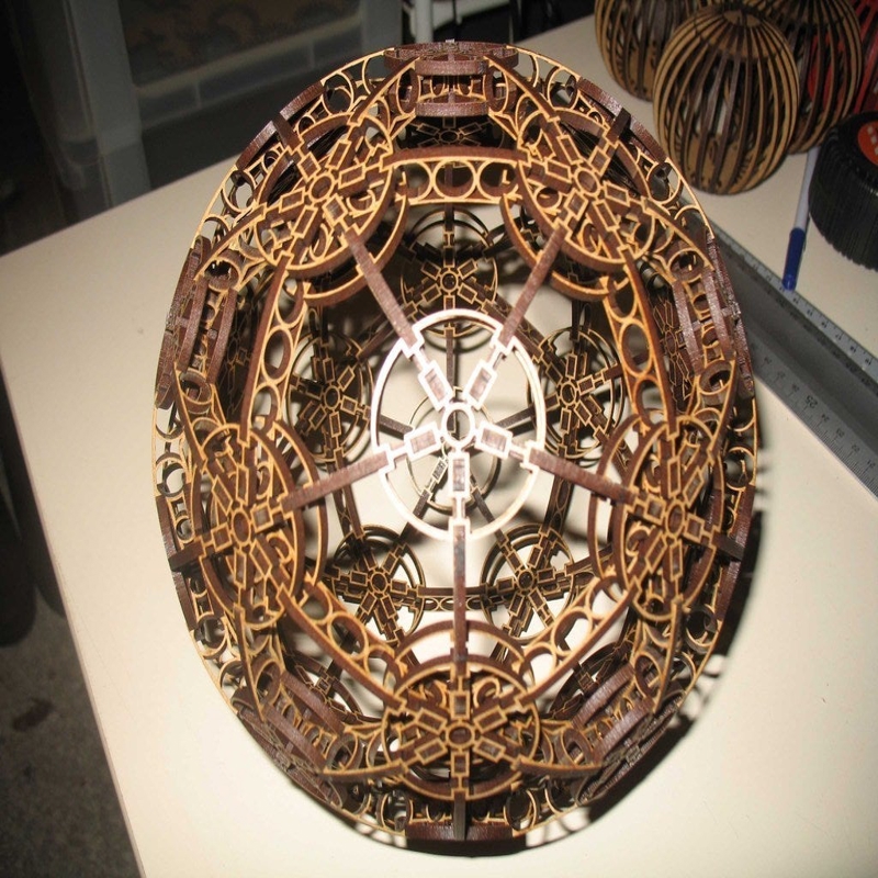 طرح کره ایفل به ضخامت ۳ میلی متر مناسب برای استفاده در دستگاه های cnc چوب و cnc لیزر - laser cut eiffel style sphere 3mm dxf file