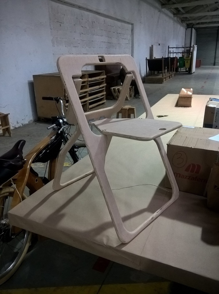 طرح روتر cnc صندلی تاشو مناسب برای استفاده در دستگاه های cnc چوب و cnc لیزر - folding chair cnc router template dxf file