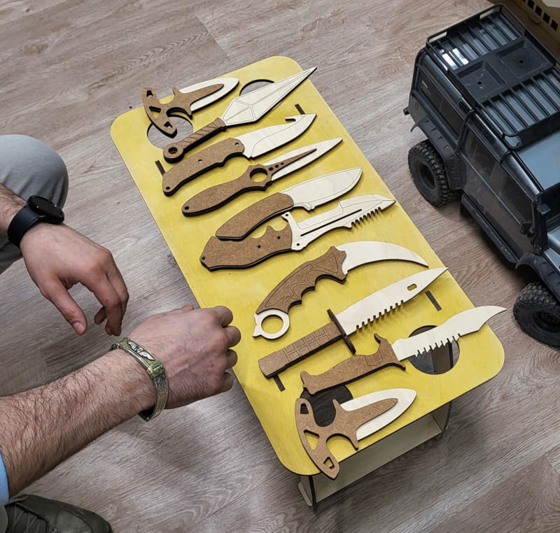 طرح چاقوهای چوبی مناسب برای استفاده در دستگاه های cnc چوب و cnc لیزر - laser cut wooden knives cdr file