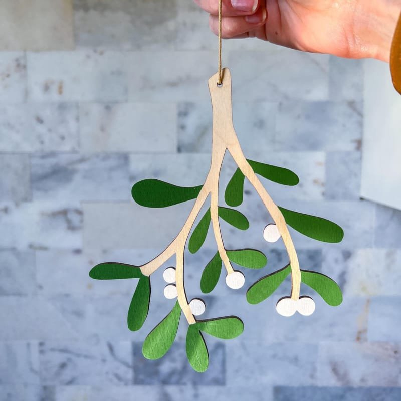 طرح تزیین درخت دارواش چوبی مناسب برای استفاده در دستگاه های cnc چوب و cnc لیزر - laser cut wooden mistletoe decoration