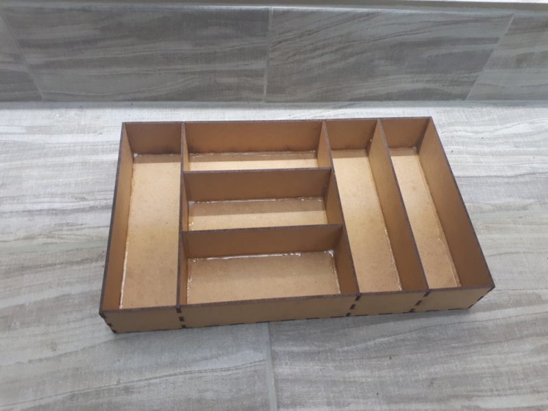طرح جعبه نگهداری ظروف چوبی باز با محفظه مستطیلی همه کاره مناسب برای استفاده در دستگاه های cnc چوب و cnc لیزر - laser cut versatile rectangular compartment wooden open container organizer storage box