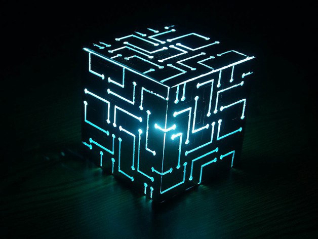 طرح لامپ مکعبی بیگانه مناسب برای استفاده در دستگاه های cnc چوب و cnc لیزر - alien cube lamp cdr file