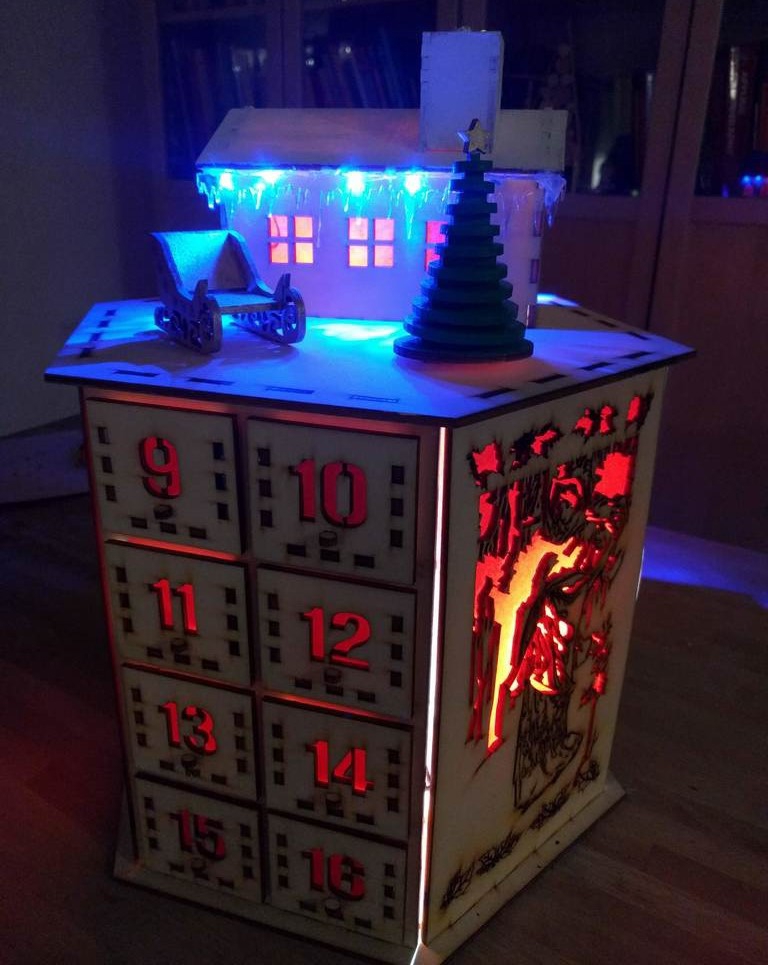 طرح تقویم شش ضلعی ظهور مناسب برای استفاده در دستگاه های cnc چوب و cnc لیزر - laser cut hexagonal advent calendar svg file
