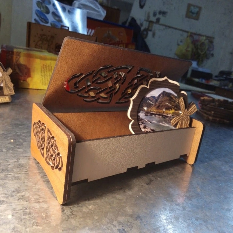 طرح جعبه کادو طرح hdf 3mm 160x60x30mm مناسب برای استفاده در دستگاه های cnc چوب و cnc لیزر - laser cut decor gift box hdf 3mm 160x60x30mm cdr file